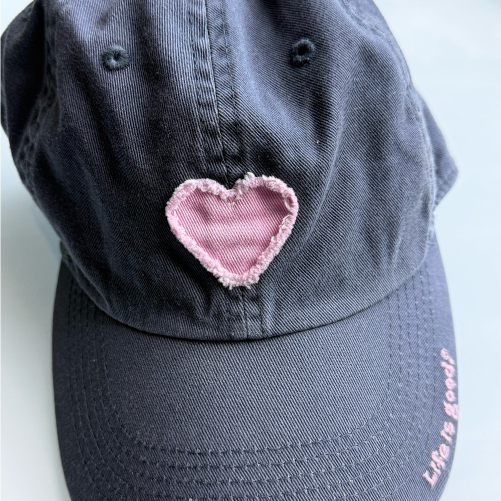 Life Is Good Adult Unisex Heart Tattered Chill Cap